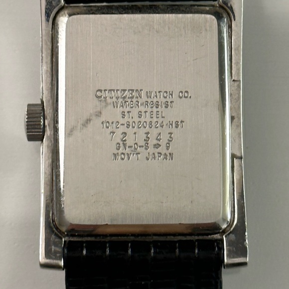 Citizen unisex watch with elegant black strap - Picture 3 of 5